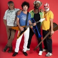 FFF, Tournée