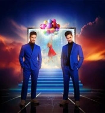 Les French Twins, Tournée