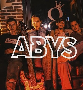 Le groupe ABYS sur scène