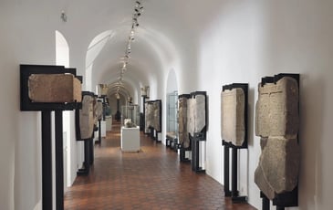 Les tombes féminines du début du Moyen Âge