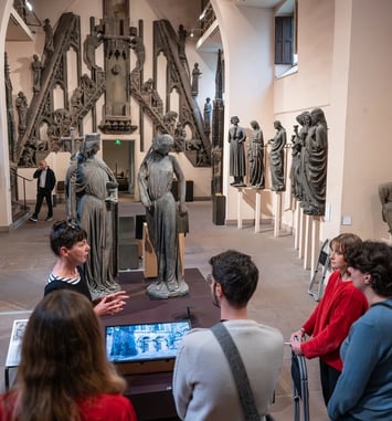 Visite "coup de projecteur" au Musée de l'Œuvre Notre-Dame à partir d'œuvres des collections sur le thème "mère et fille"