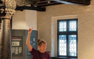 Présentation de la Zunft, siège historique de la corporation des boulangers de Sélestat, et de sa fresque du XVIᵉ siècle