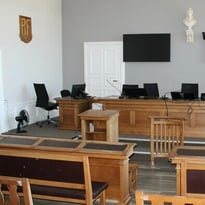 Venez assister à une audience dans le cadre exceptionnel du tribunal judiciaire de Saverne
