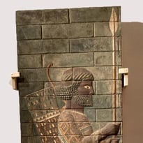 Les dépôts du Louvre à la Bnu: 6000 ans d'histoire en deux collections