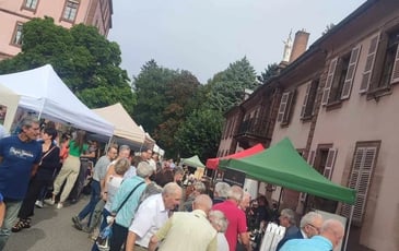 Marché des artisans et producteurs locaux