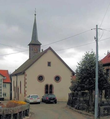 Découverte d'une église luthérienne et de sa cloche 'Marie-Madeleine'