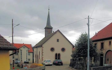 Découverte d'une église luthérienne et de sa cloche 'Marie-Madeleine'