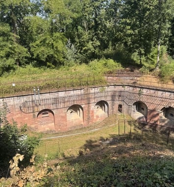 À la découverte des fortifications méconnues autour du fort