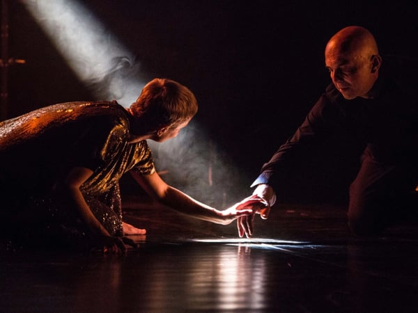 Caroline Cornélis et Frédéric Vannes, Llum