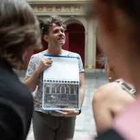 Visitez le palais universitaire et la bibliothèque d'Histoire