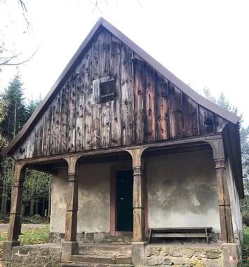 Le refuge du Kreuzweg dans la forêt Obernai-Bernardswiller