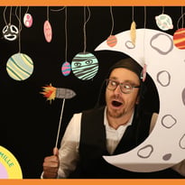 Comment voyager sur la Lune en suçant un bonbon