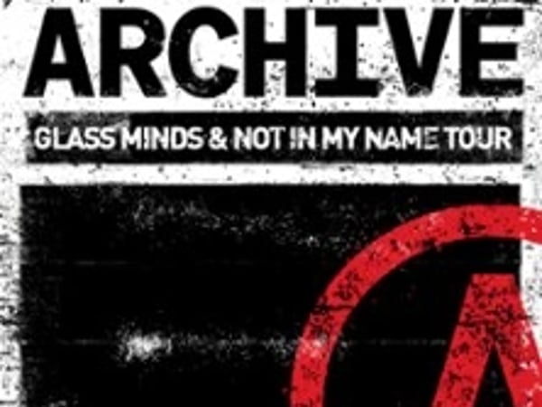 Archive, tournée
