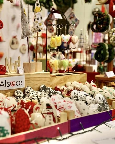 Exposition : le petit monde de Noël et sa ronde artistique