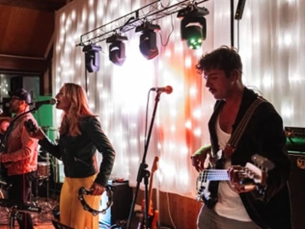 Concert : Justine de Foes & June