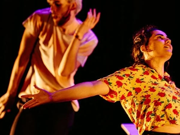 Théâtre : Entre les deux il y a Gênes