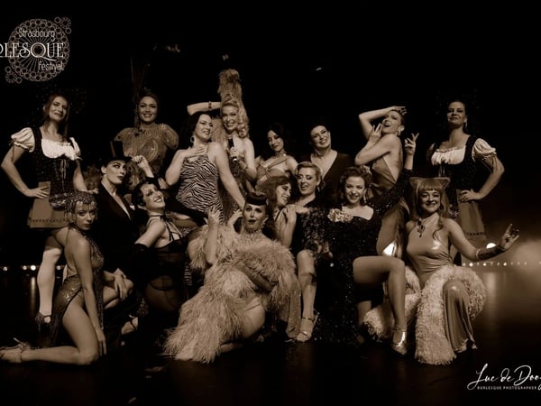 Show d'effeuillage burlesque