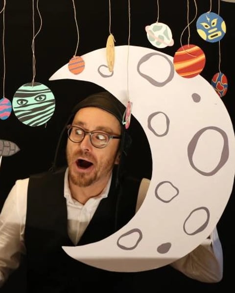 Comment voyager sur la lune en suçant un bonbon ?